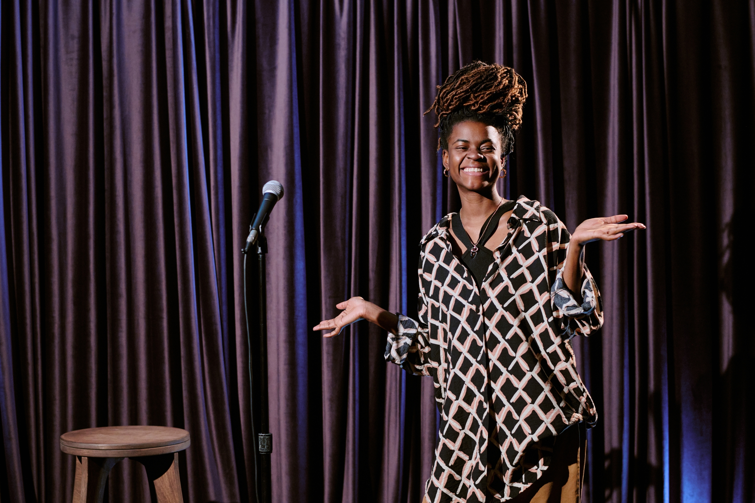 The Life Of A Comedian: How The Best Comics Deliver Devastating Punchlines Without Hurting A Single Person In The Room